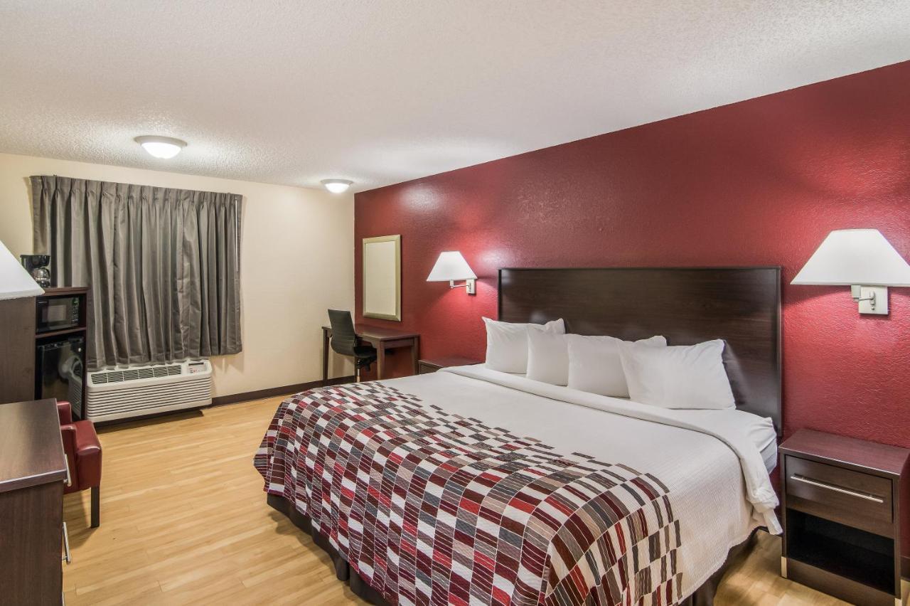 Red Roof Inn & Suites Pensacola East - Milton Bagian luar foto