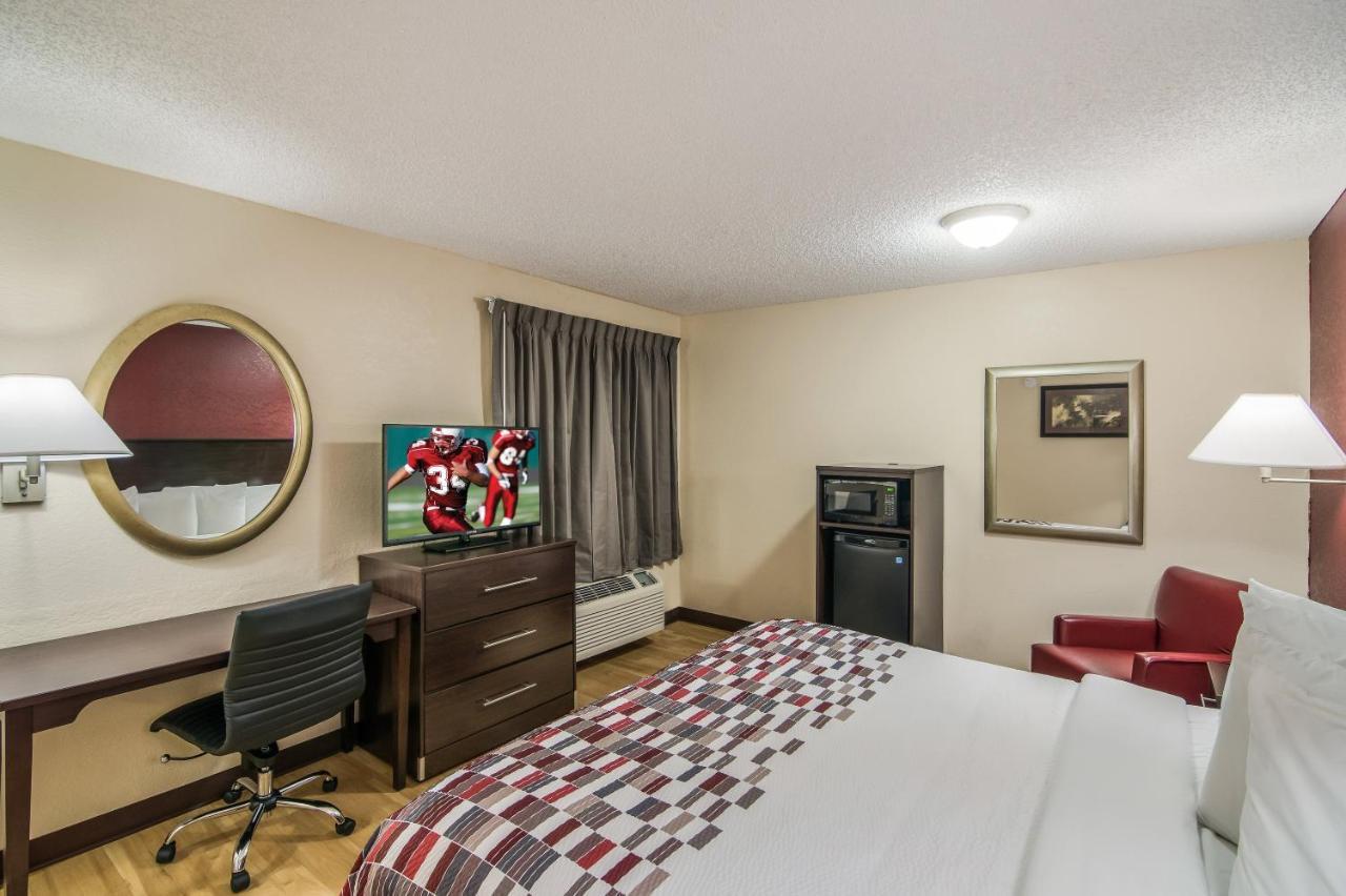 Red Roof Inn & Suites Pensacola East - Milton Bagian luar foto